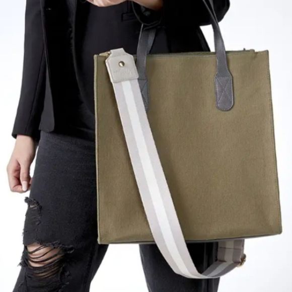 Erin Condren Canvas Tote Planner Crossbody Bag - Picture 4 of 12